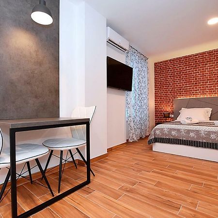 Apartments Four Corners 扎达尔 外观 照片